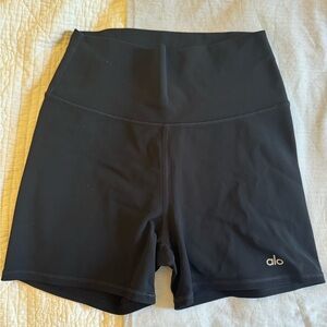 Alo biker shorts
